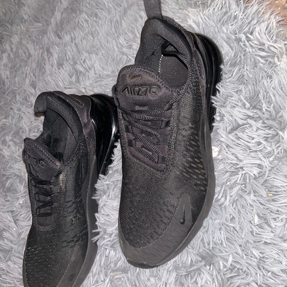 Nike Black Athletic Shoes for Ultimate Performance